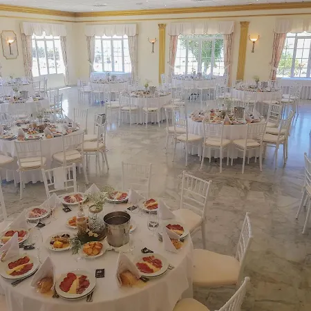 Hotel Santa María 2*